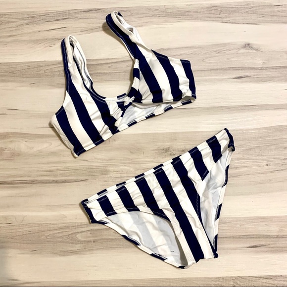 Striped navy & white tie front bikini - Picture 4 of 4